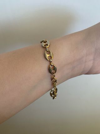 Pulsera bañada en oro 24k