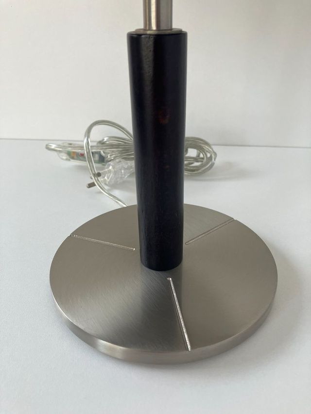 Lampada tavolo legno e paralume