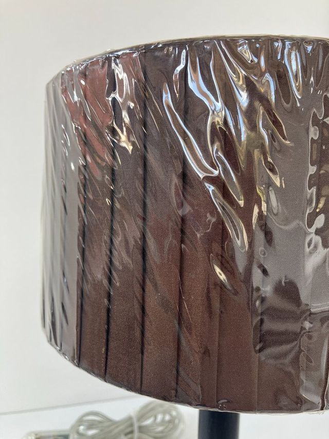 Lampada tavolo legno e paralume