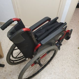 Silla de ruedas seminueva