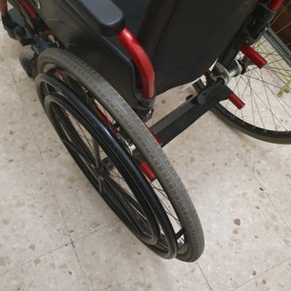 Silla de ruedas seminueva