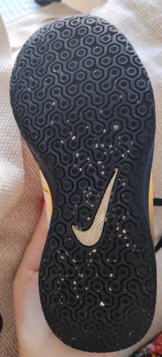 Botas fútbol Nike