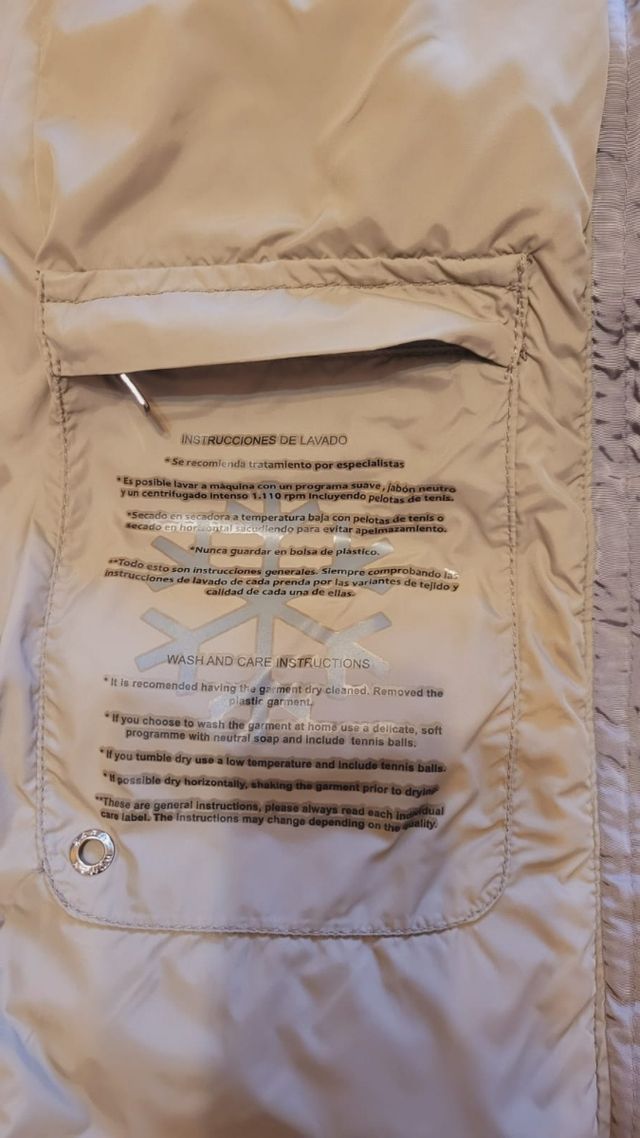 Abrigo plumas mujer. talla s. zara