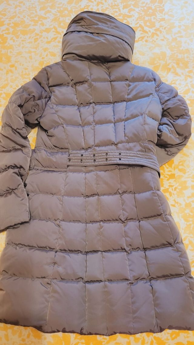 Abrigo plumas mujer. talla s. zara