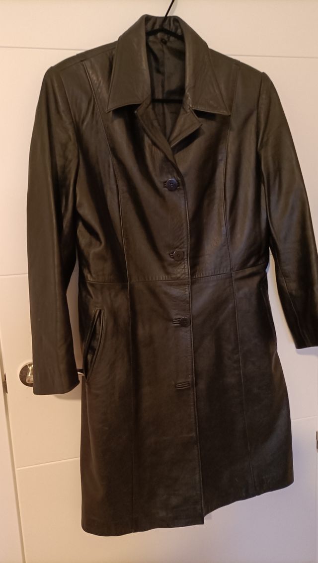 Abrigo cuero