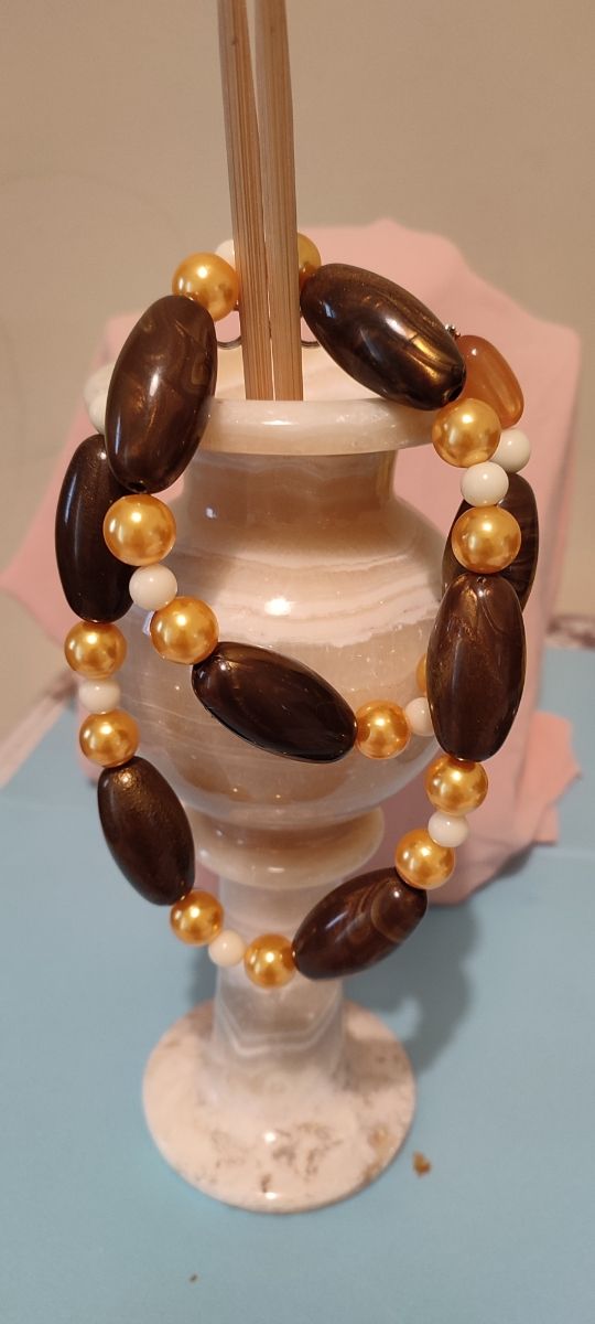 Collana con grande pezze