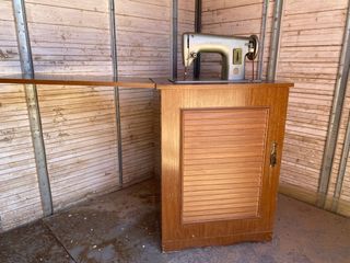 Máquina de coser SINGER