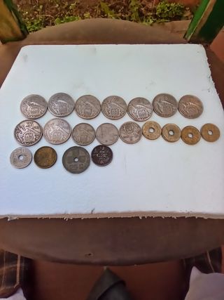 LOTE MONEDAS ANTIGUAS