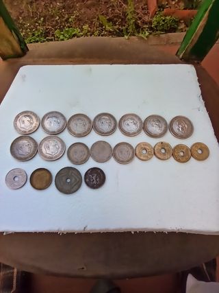 LOTE MONEDAS ANTIGUAS