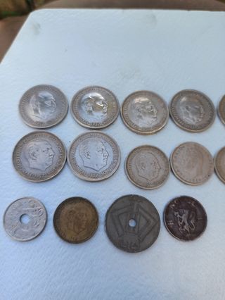 LOTE MONEDAS ANTIGUAS