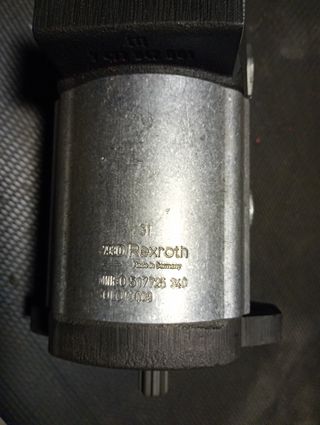 Bomba hidráulica tractor