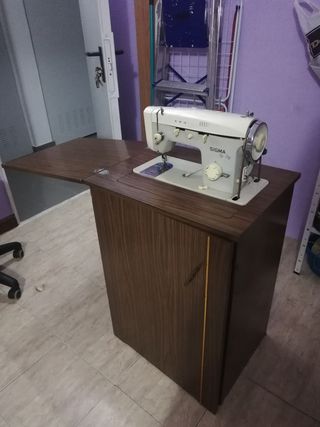 Urge vender máquina de coser sigma