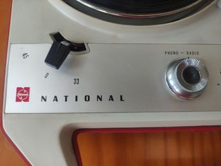 Tocadiscos - Radio antiguo 1968