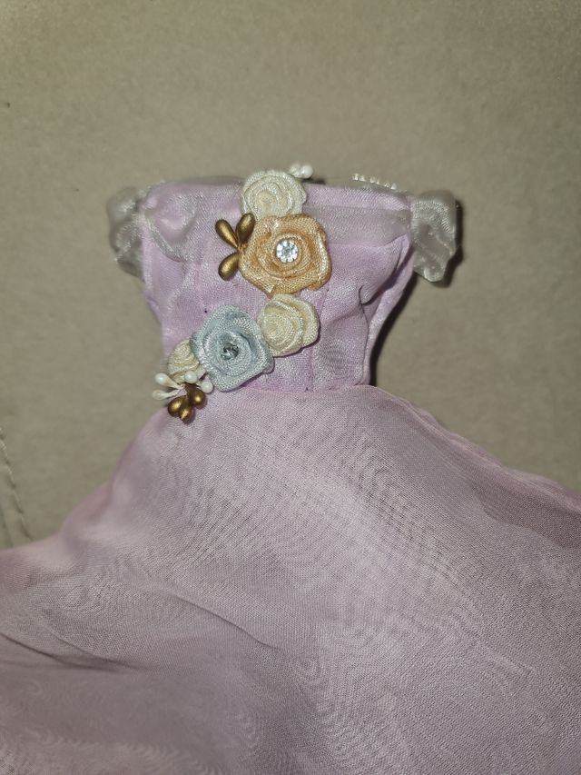 Vestido Barbie Viena y guantes