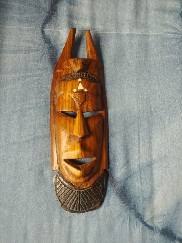 Conjunto de mascaras africanas