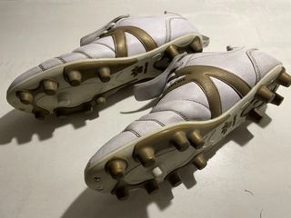 Botas futbol Kelme Artillero