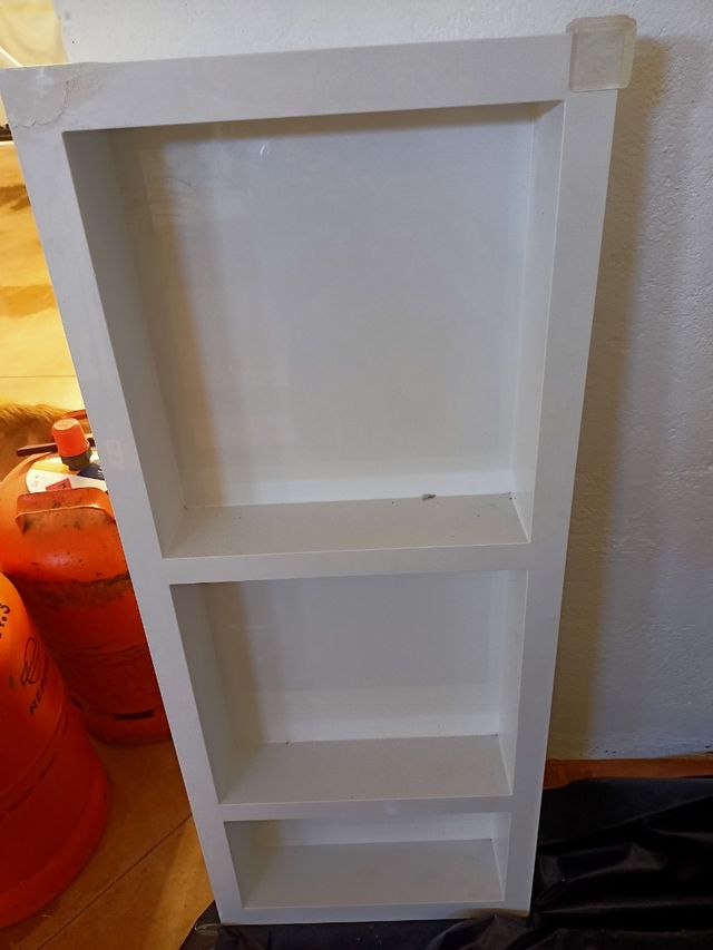 Estantería empotrada de ducha