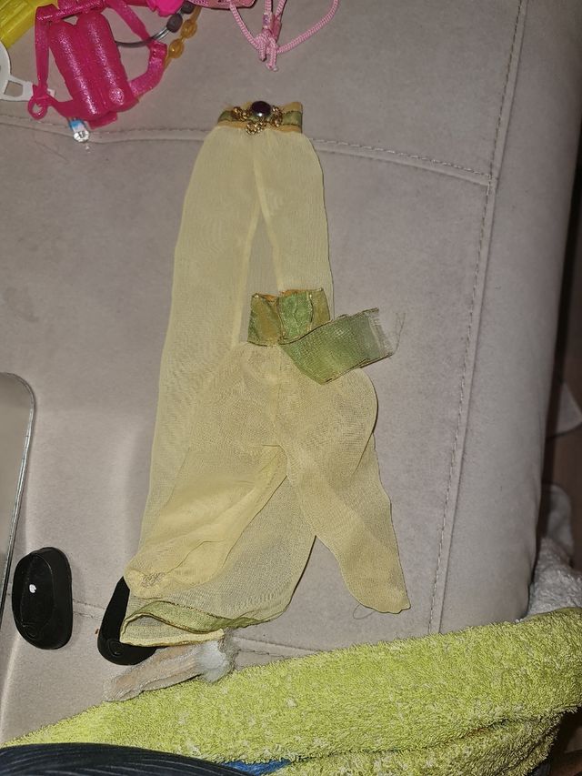 Velo y pantalón de Turquía Barbie