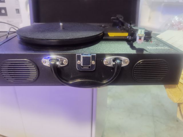 El Numark PT Touring es una unidad de la