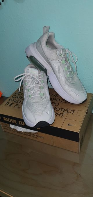 Scarpe sportive da donna 
