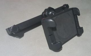 Soporte DVD coche 