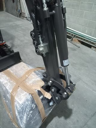 Miniexcavadora retroexcavadora 1000 kgs