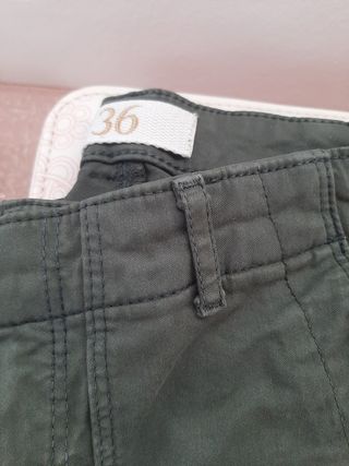 Pantalón Zara T.36