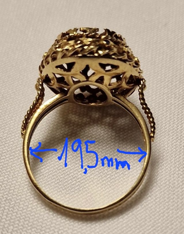 Anillo FALLERO de oro 18k.