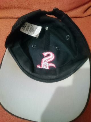 Gorra adidas chicago urge venderlo por translado 