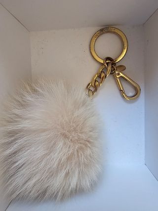 2 Llaveros de Michael Kors y caja