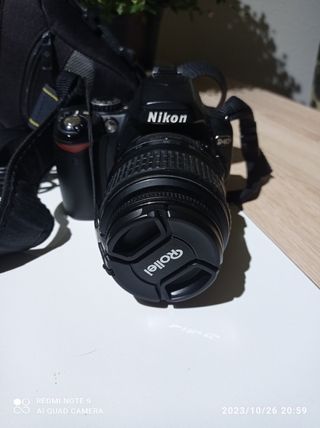 Cámara de fotos NIKON D40