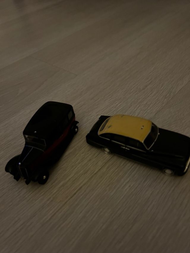 coches antiguos juguetes