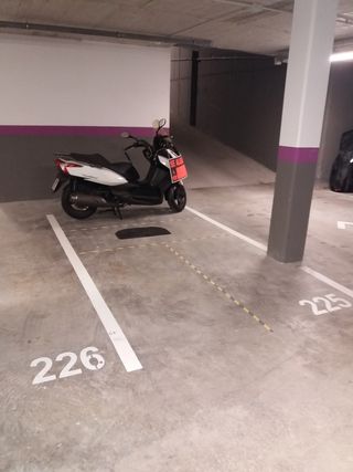 Garaje moto en alquiler