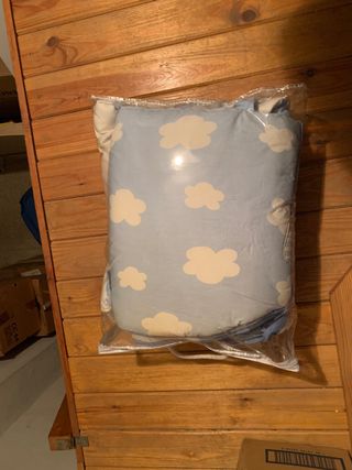 protectores acolchados de cuna de Ágata