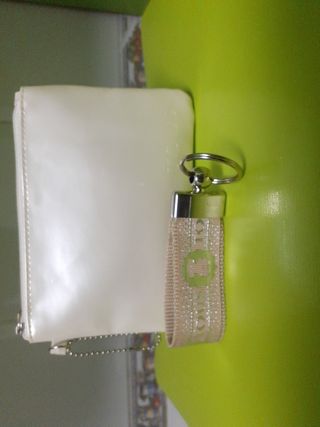 Llavero y monedero Tous