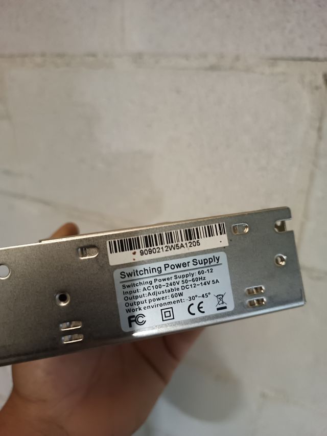 Fuente de alimentación 230V a 12Vcc