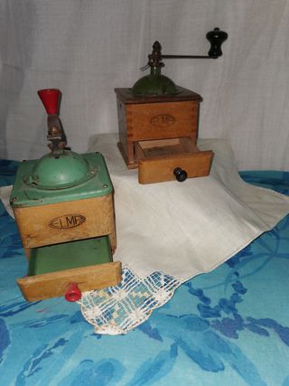 Molinillos de café de madera