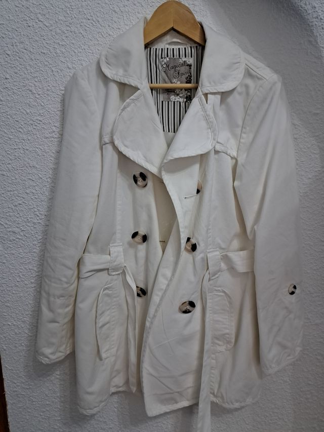 Gabardina blanca, talla 38-40