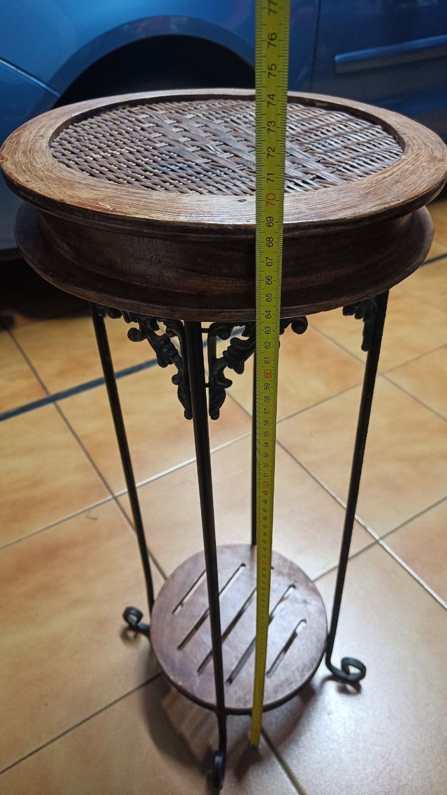 Mesa auxiliar madera y acero 