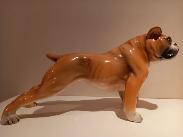 Figura porcelana perro Bulldog