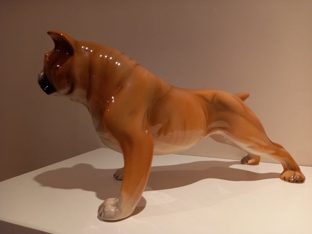 Figura porcelana perro Bulldog