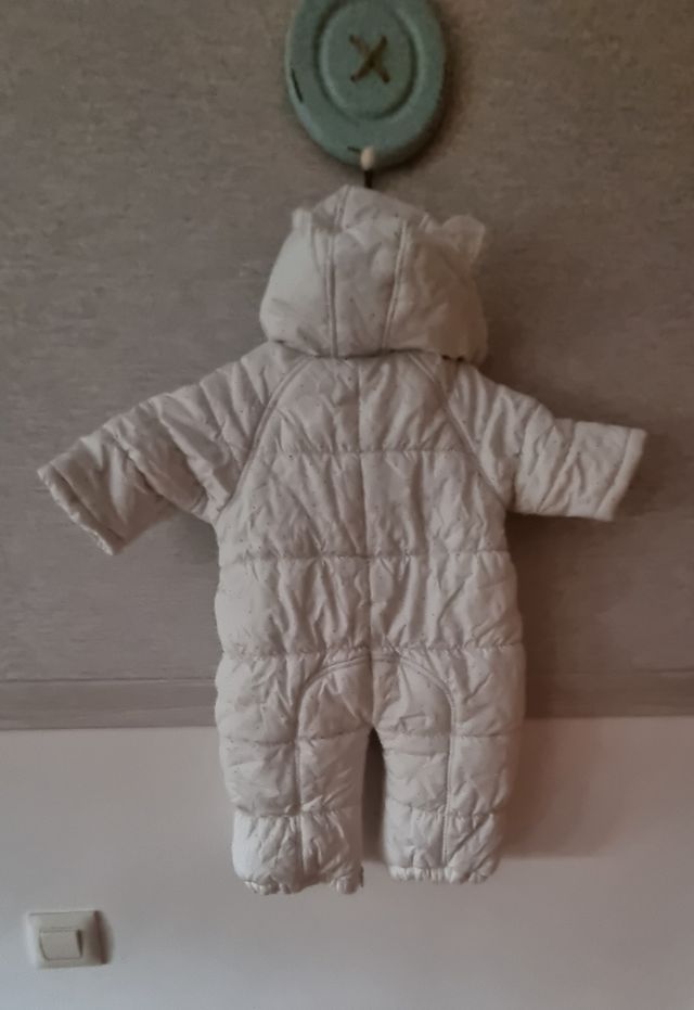 Buzo peluche transformable de Mothercare talla 3-6