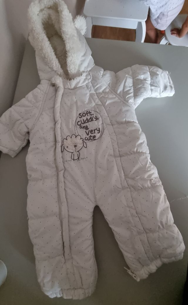 Buzo peluche transformable de Mothercare talla 3-6