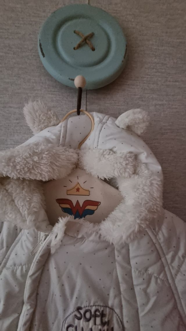 Buzo peluche transformable de Mothercare talla 3-6