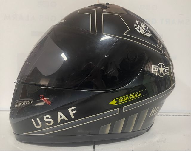 CASCO MARCA AKUMA MODELO STEALTH TALLA L de segunda mano por 175 EUR en  Barcelona en WALLAPOP