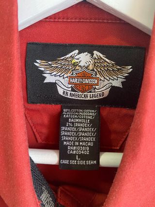 camisa roja parches - harley davidson