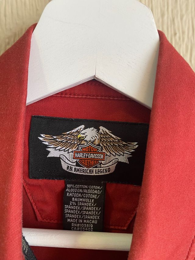 camisa roja parches - harley davidson