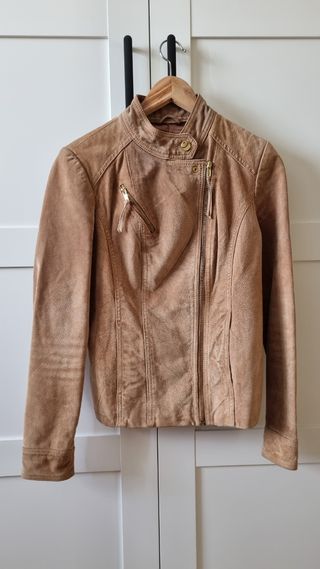 Cazadora de Piel de Stradivarius 