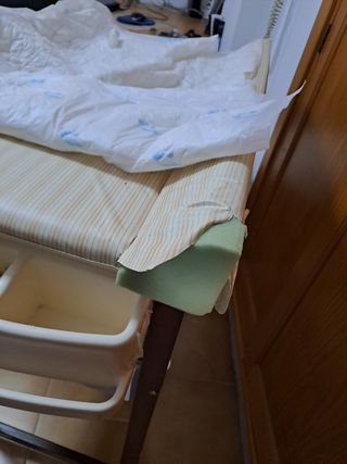 cambiador con bañera para bebés