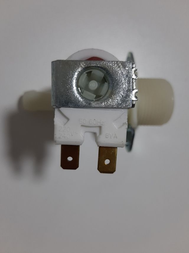 Electroválvula cantidad 2.  Nueva.